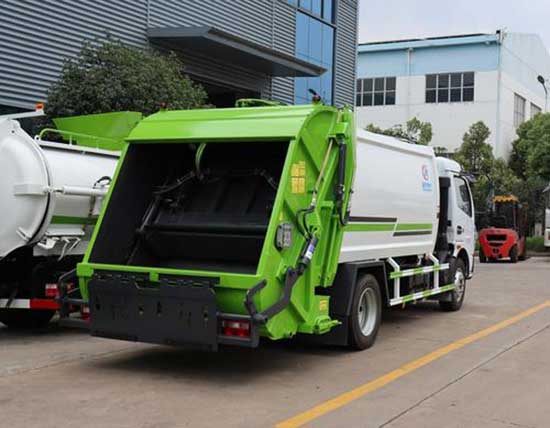 電廠(chǎng)垃圾車(chē)車(chē)廂耐磨防腐 雙組分聚脲噴涂機(圖1) 電廠(chǎng)垃圾車(chē)車(chē)廂耐磨防腐案例